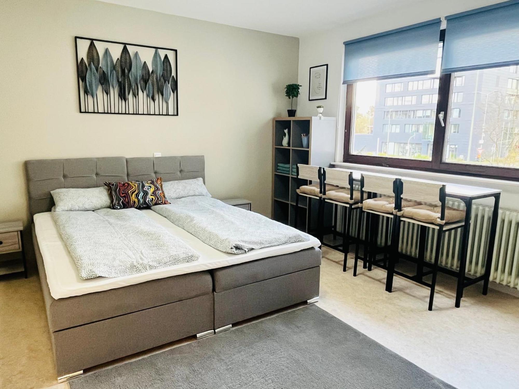 Lenastay I Modernes Apartment-Studio Kaiserslautern Ngoại thất bức ảnh